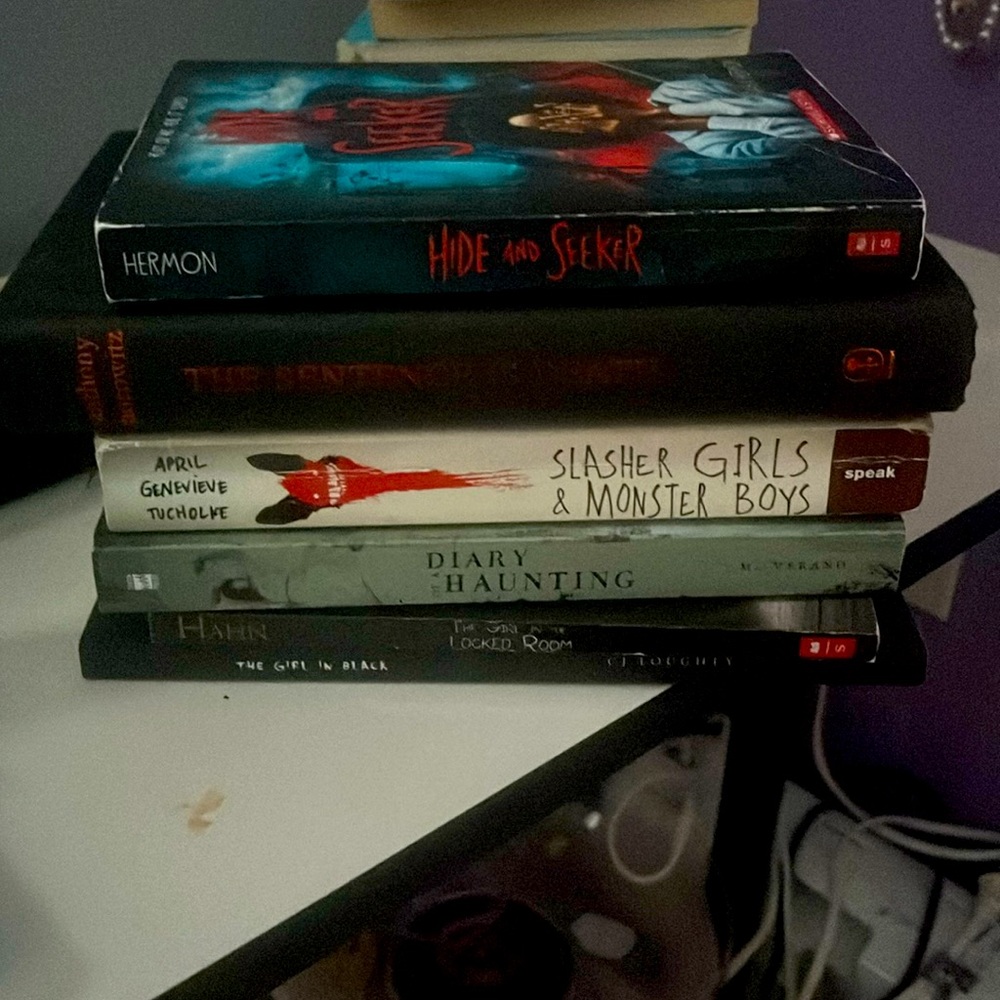 Horror books set